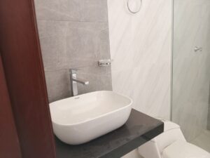 Baño privado Casa de 3 dormitorios Campos del Este Vendo Alquilo mi casa mi terreno